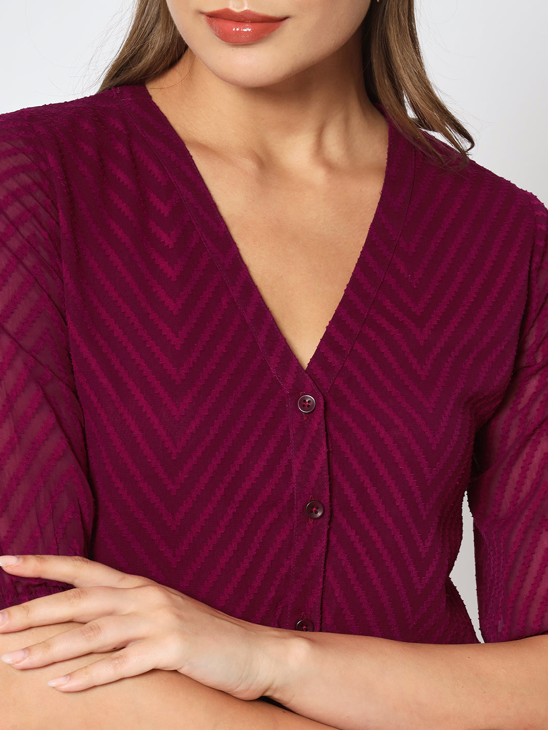 Zig-Zag Pattern V-Neck Top