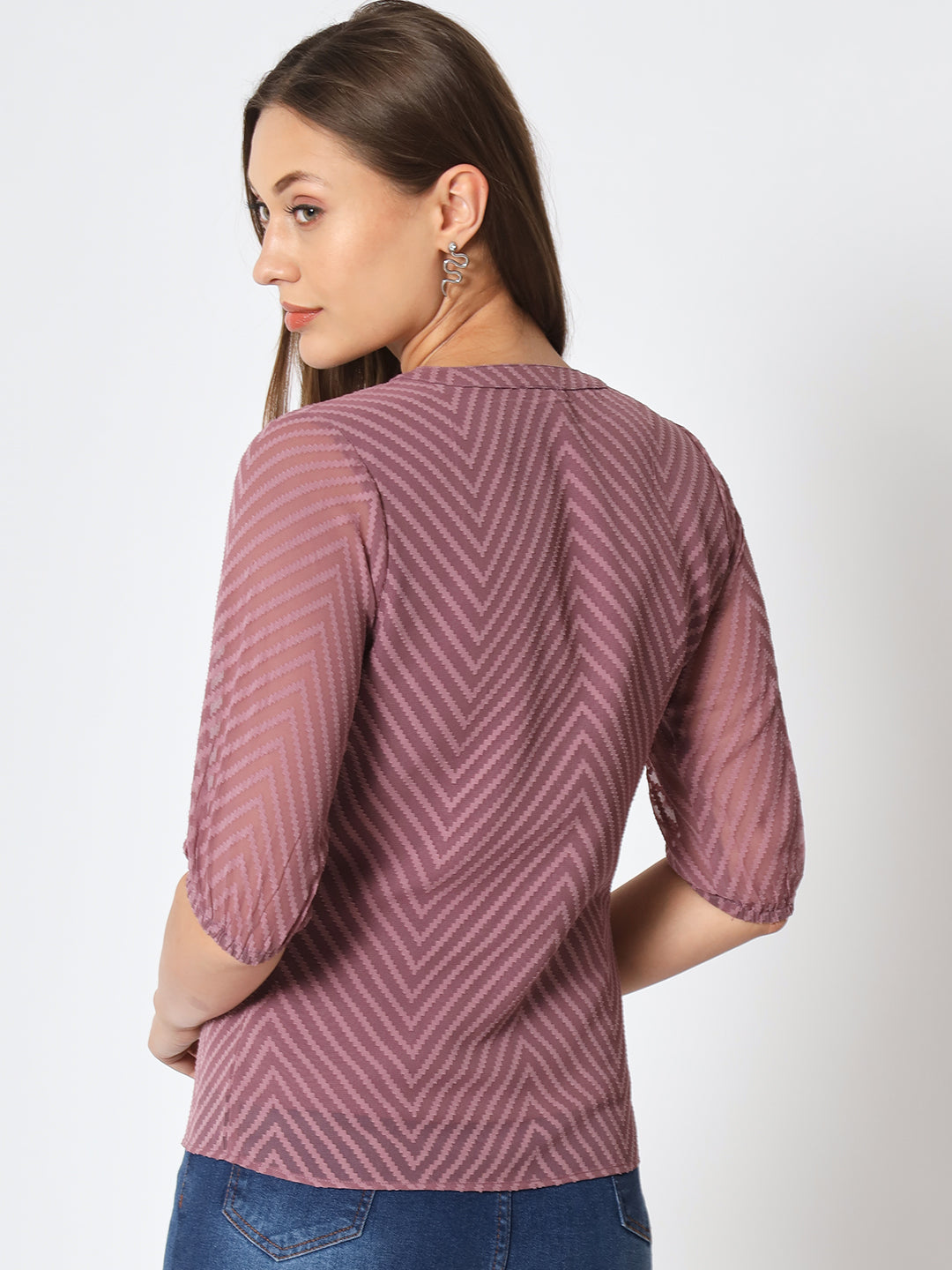 Zig-Zag Pattern V-Neck Top