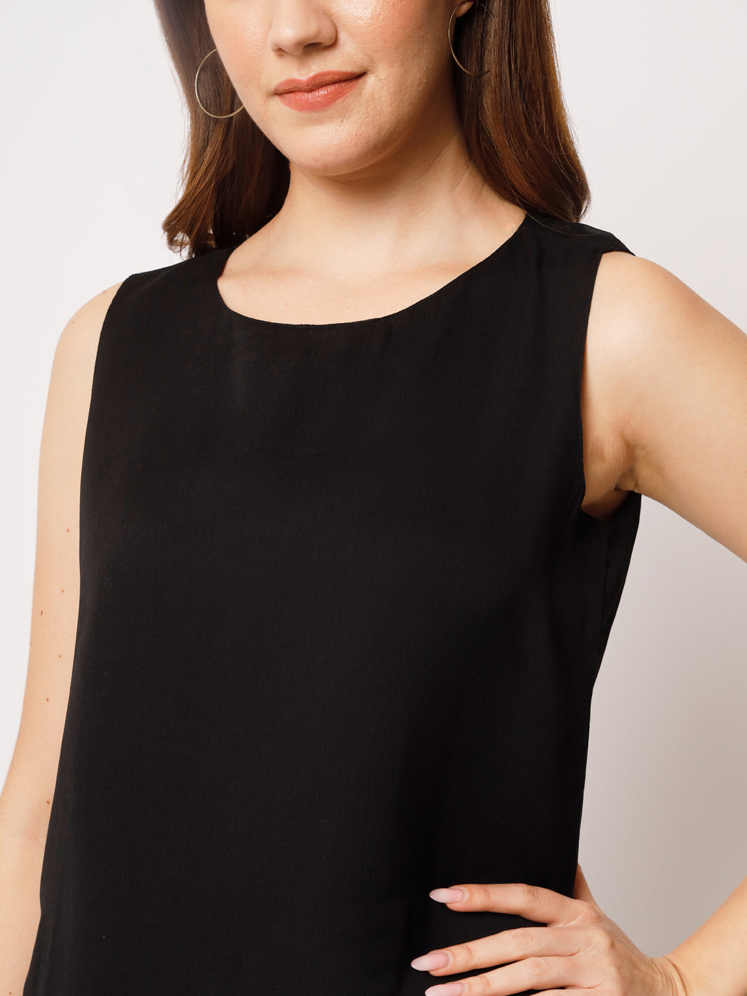 Women Round Neck Sleeveless Top