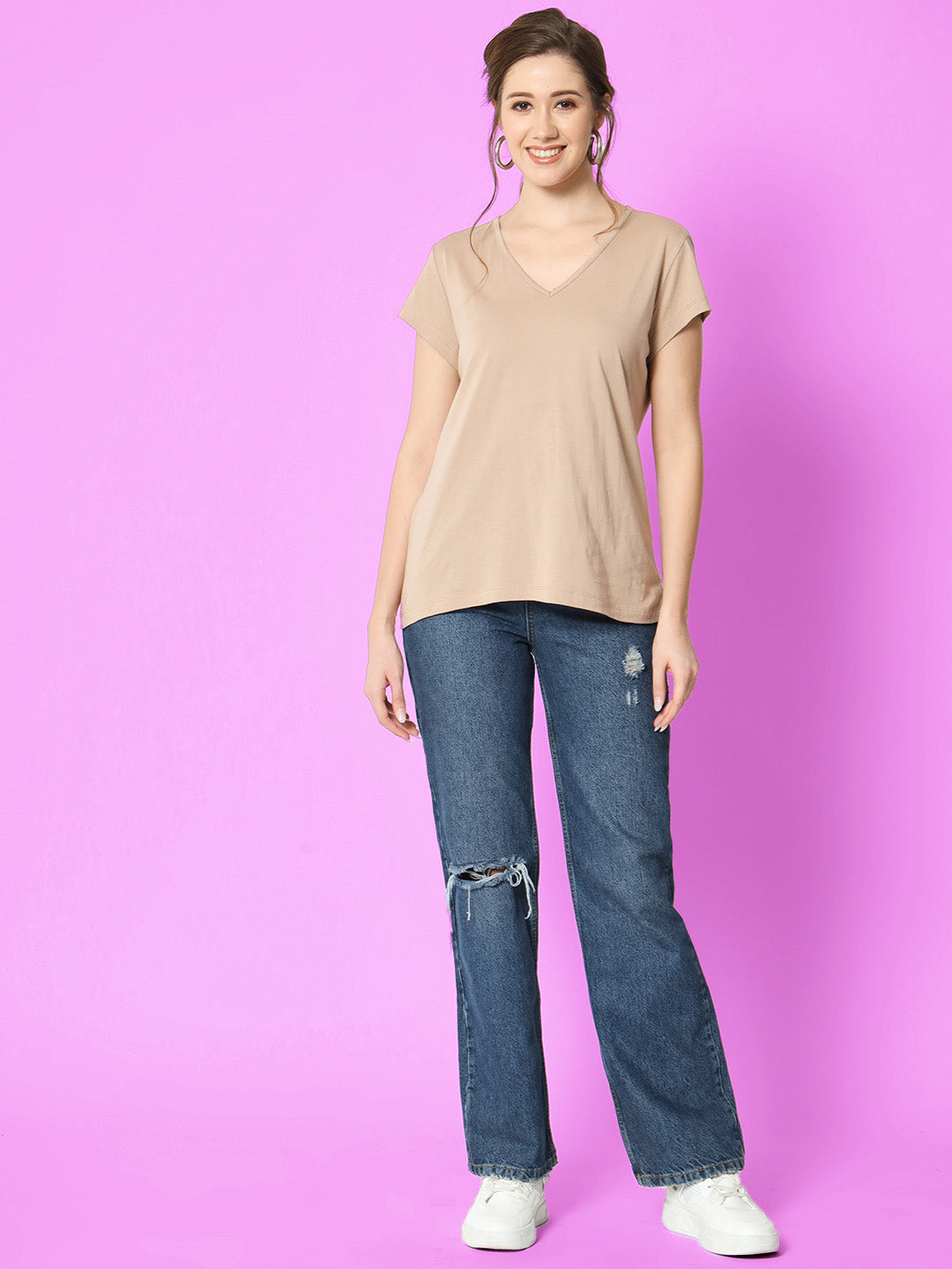 Women Cream-Coloured V-Neck Extended Sleeves Loose T-shirt