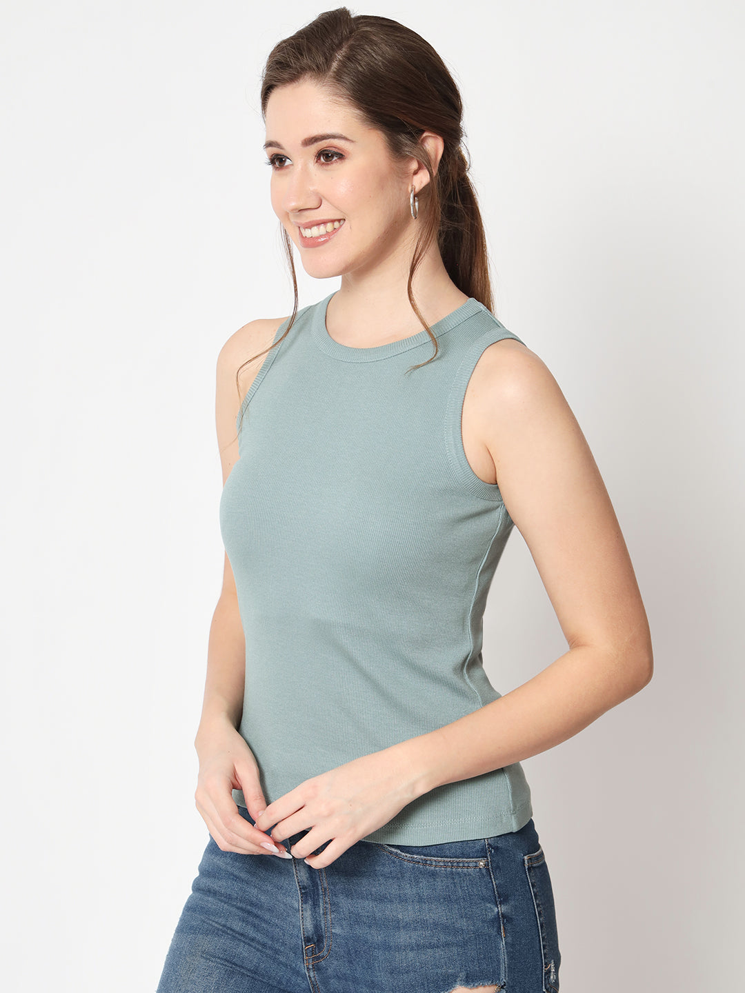 Round Neck Sleeveless Fitted Eco Liva Modal Top