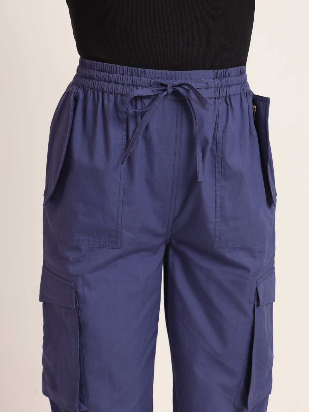 Women Regular Fit Mid-Rise Joggers
