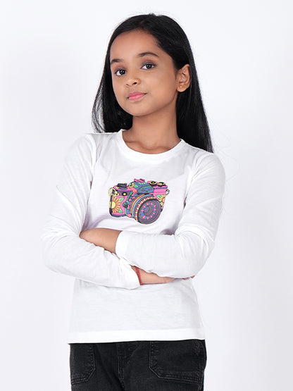 Girls Graphic Printed Round Neck Cotton T-shirt