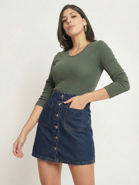 Ribbed round neck fitted top for women