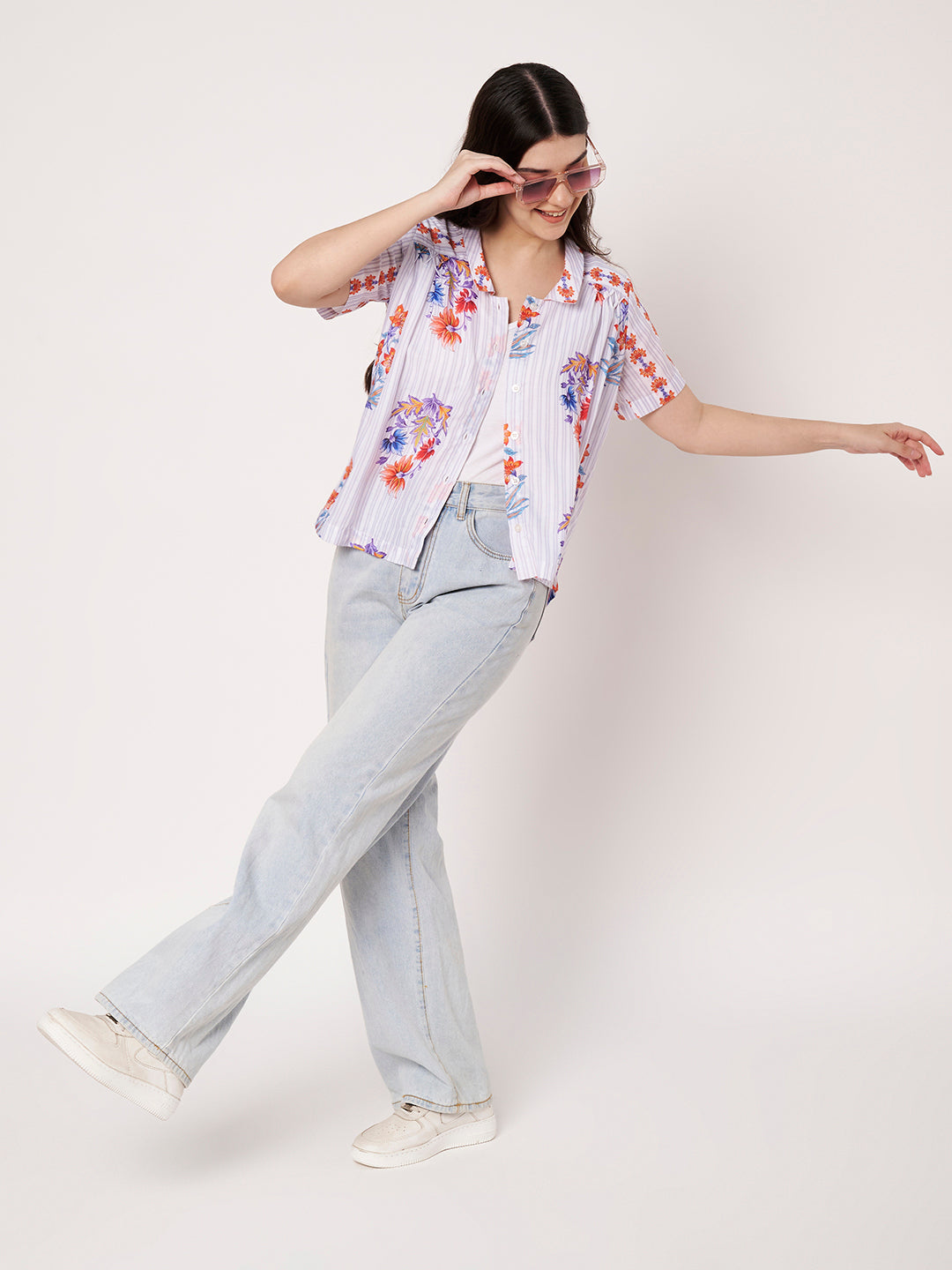 Women White Floral Printed Classic Fit Casual Shirt