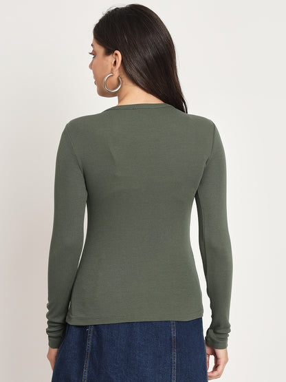 Back view of ribbed round neck fitted top