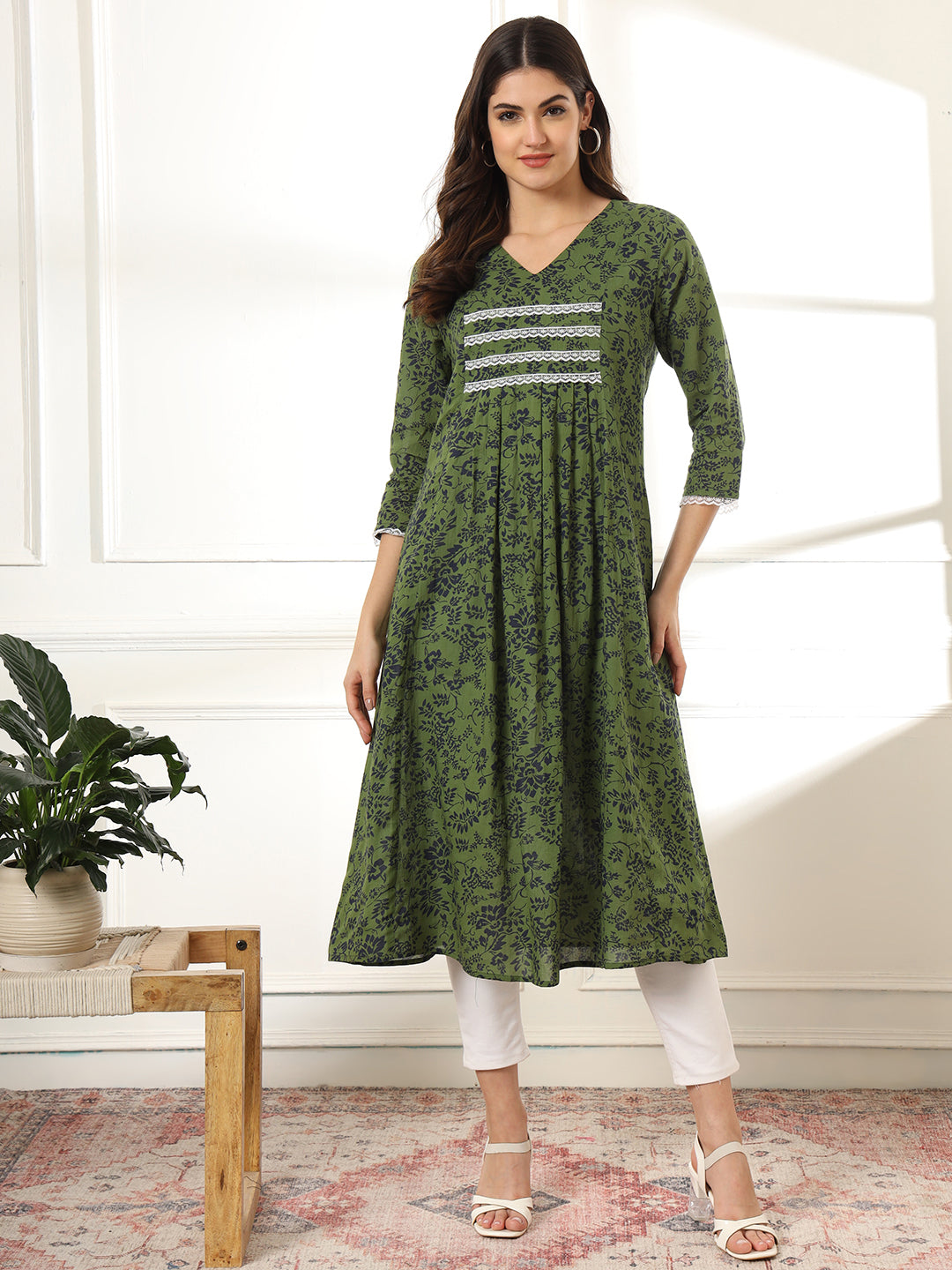 Floral Printed V-Neck Pure Cotton Pleated Anarkali Kurti