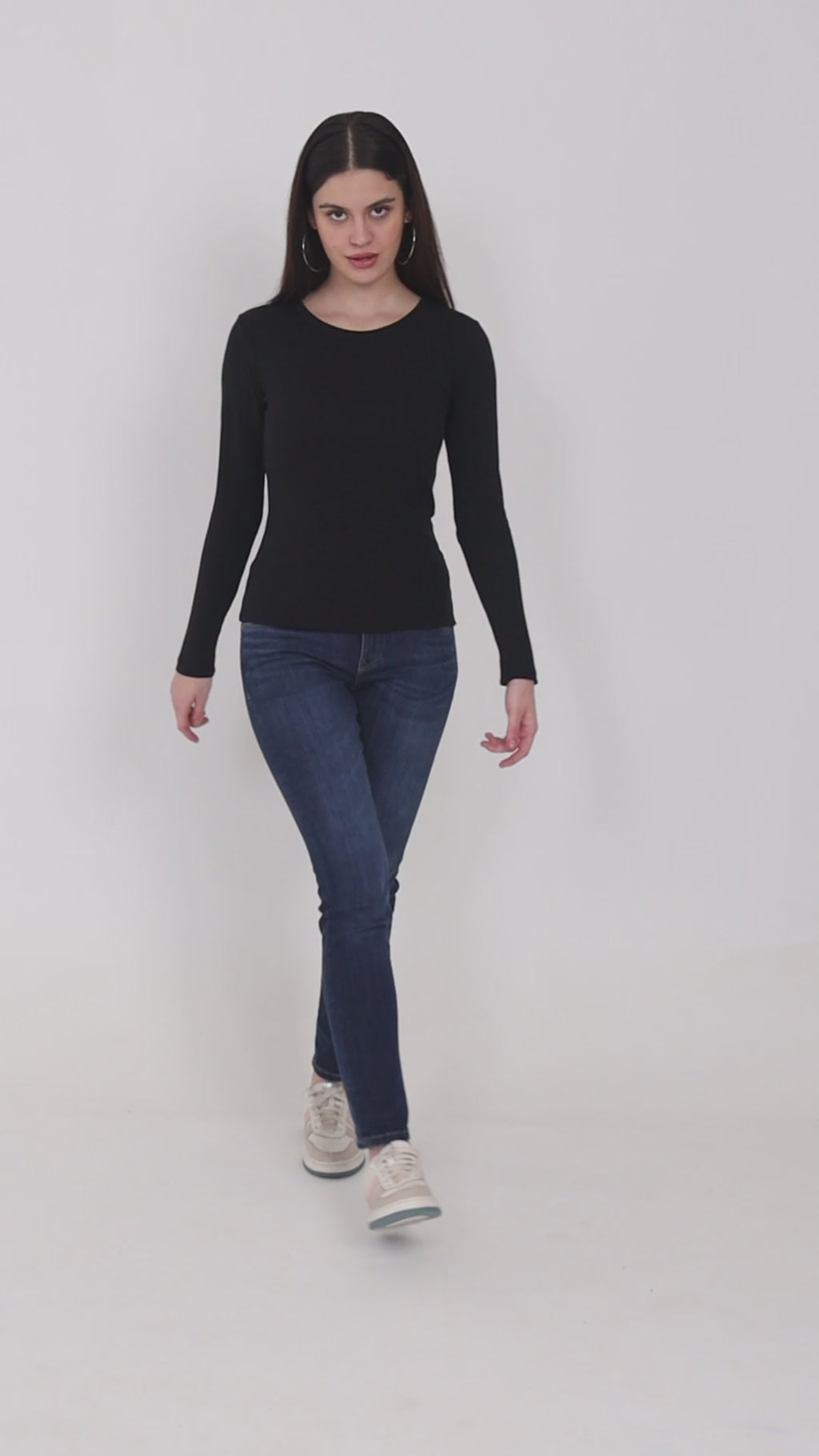 Round Neck Long Sleeves Fitted Eco Liva Modal Top